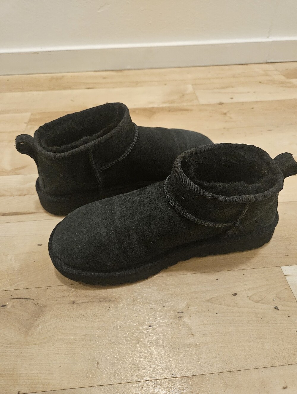 UGG Ultra Mini Black Boot 8